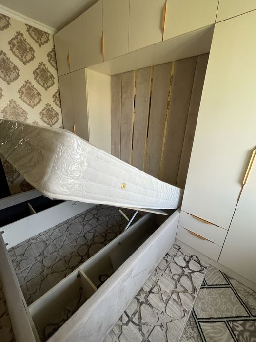 Мебель для спальнии