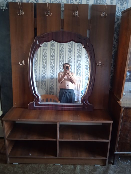 Срочно продам прихожую