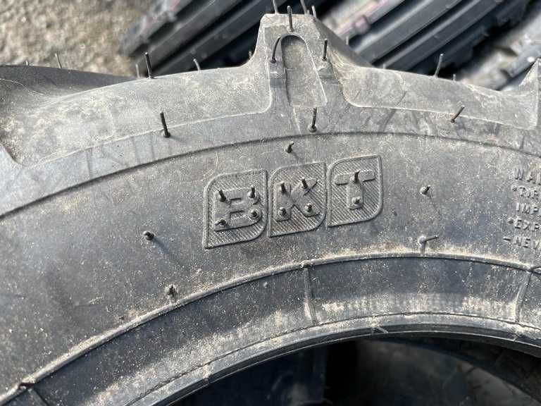 Anvelope noi 5.00-15 cu 6 pliuri pentru tractor fata marca BKT