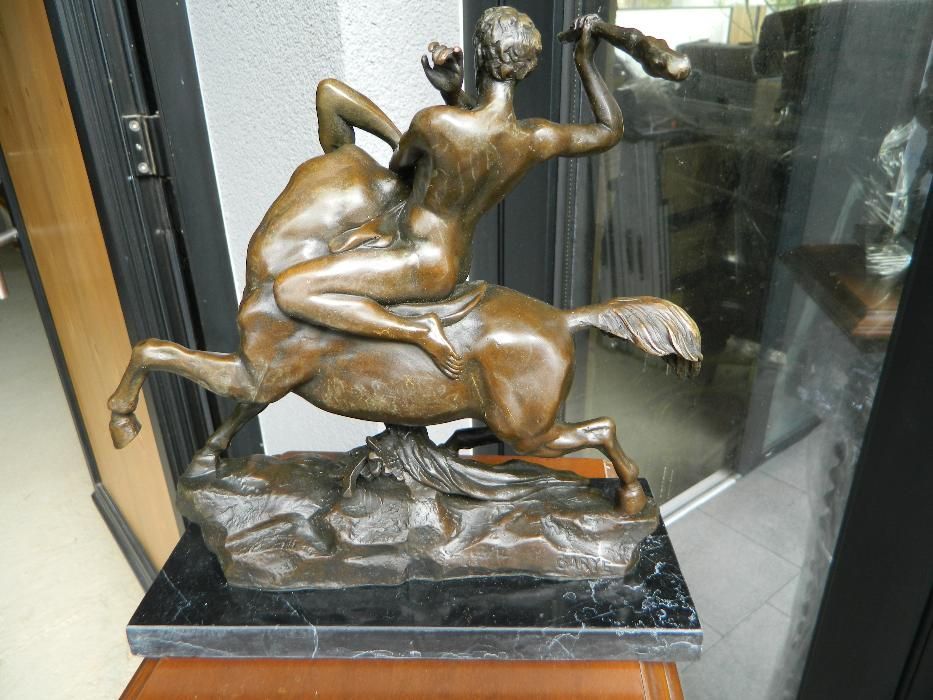 vand statuie centaur bronz