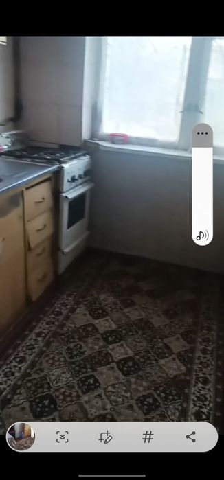 Ижарага уй берилади  камчатка изза  урикзор  атрофи  2 хона  300& лубо