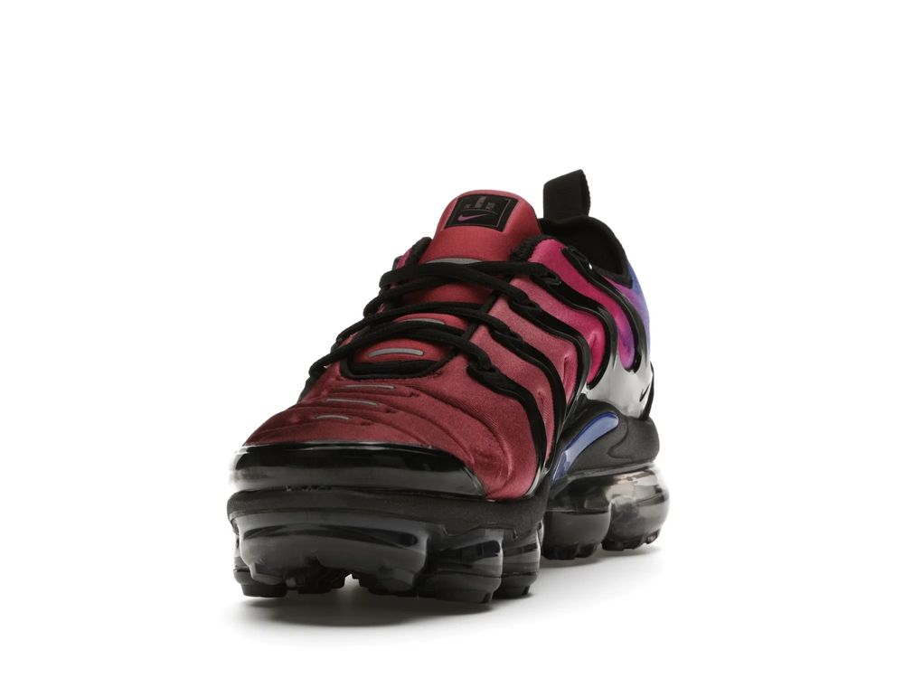 Nike air VAPORMAX Plus BLACK Team RED HYPER VIOLET - *Разпродажба*