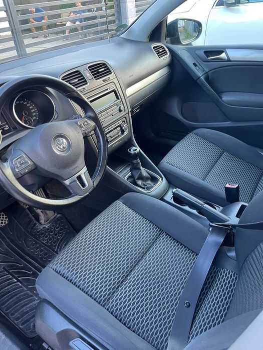 Volkswagen Golf 6 1.6 TDI, 105 CP, 2011