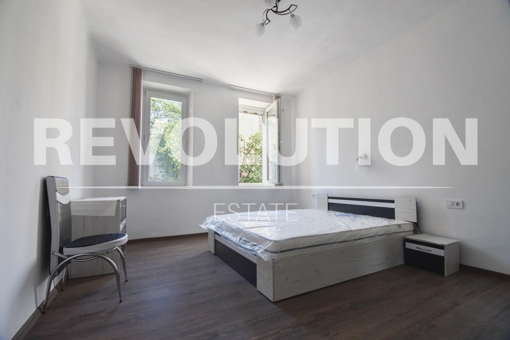 Дава се под наем Четиристаен апартамент в София, Зона Б-5 - 100 кв.м за 1000 € - Снимка #5