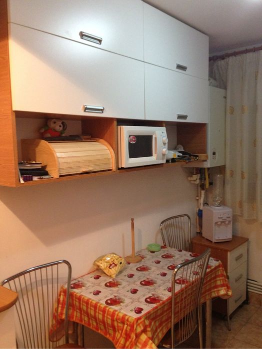 Vand apartament 2 camere