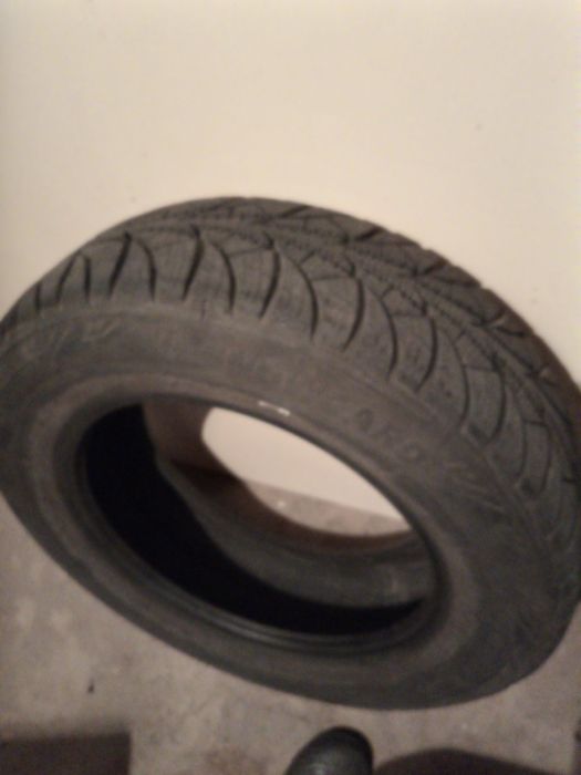 Гуми за леки автомобили
