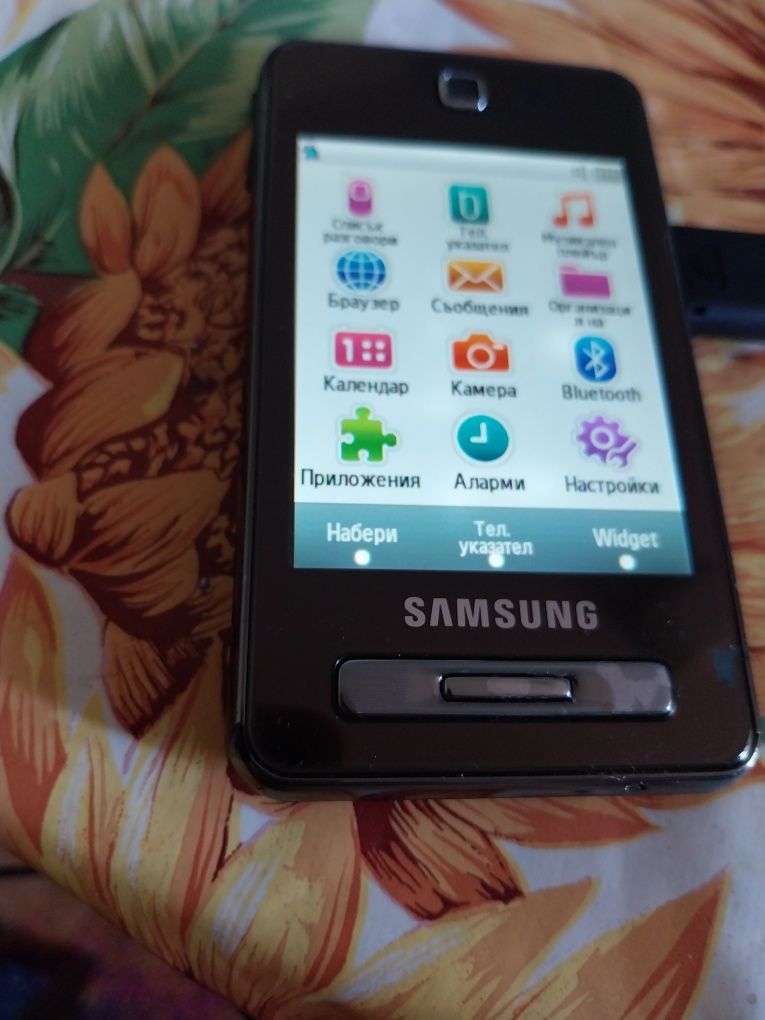 Телефон Samsung SGH-F480