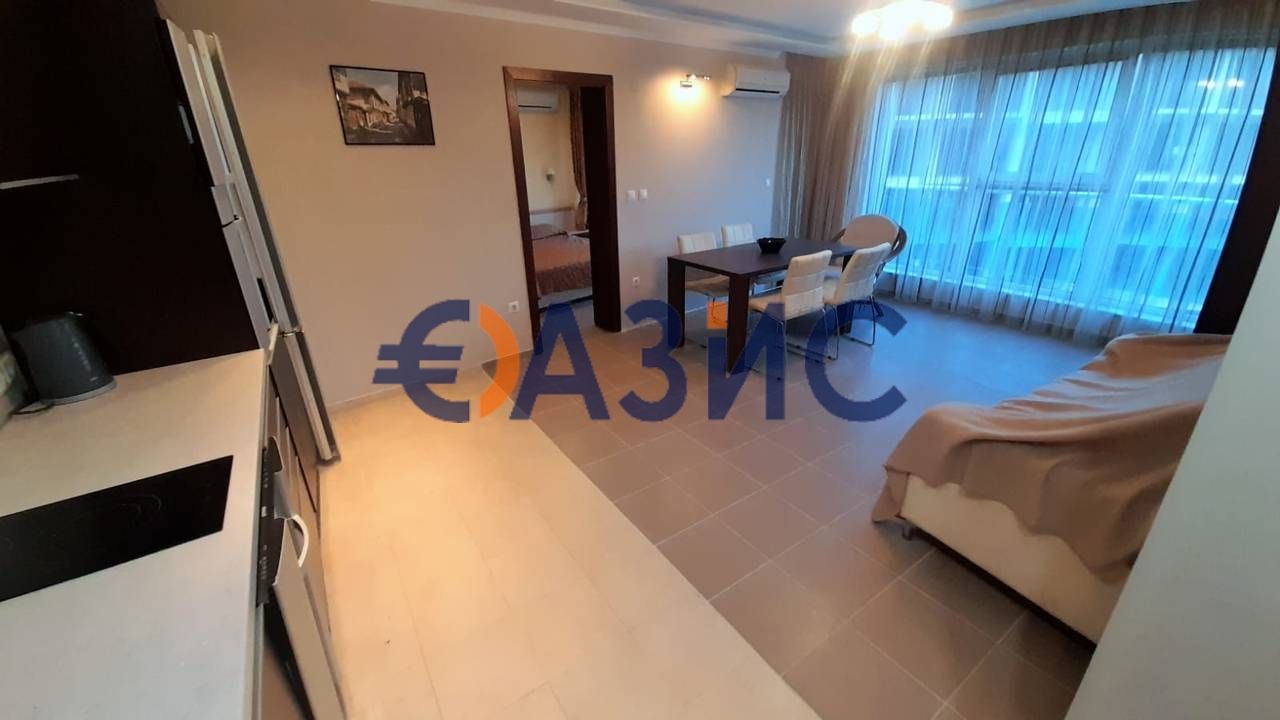Продава се Четиристаен апартамент в Обзор - 178 кв.м за 526 €/кв.м - Снимка #7