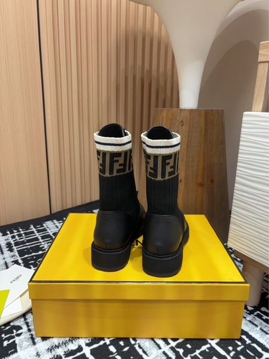 Fendi Rockoko Combat Boots 37 номер