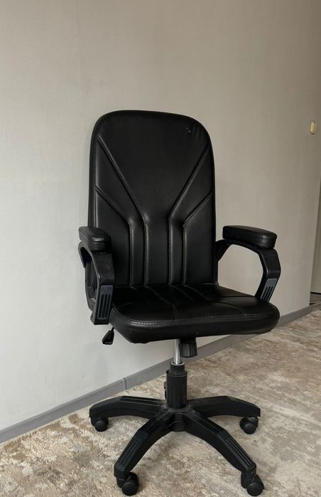 Кресло Офисный в продаже