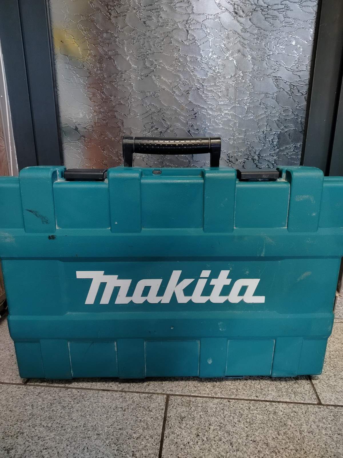 Къртач Makita HM1203c / 1510W / SDS-Max