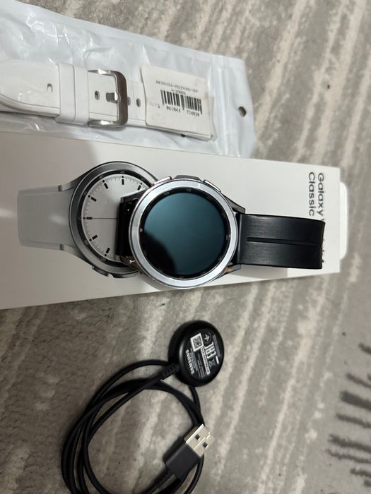 Samsung Galaxy Watch 4 Classic 42 мм