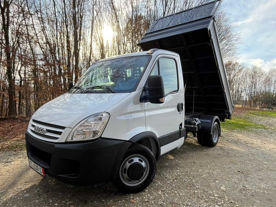 Iveco Daily 35C15, an fabricatie 2007, basculabil pe trei parti