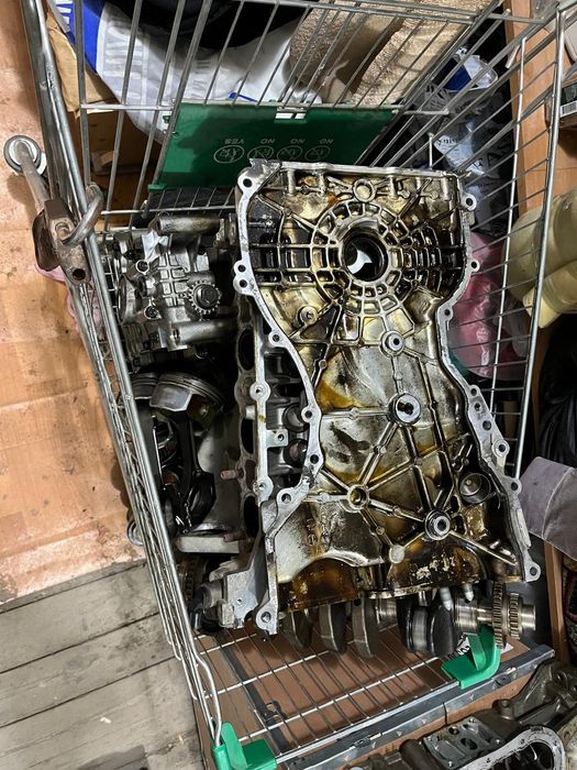 Б/У двигатель на запчасти