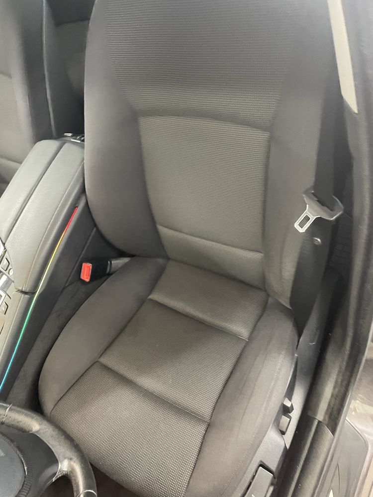 Curatare auto , detailing  interioare