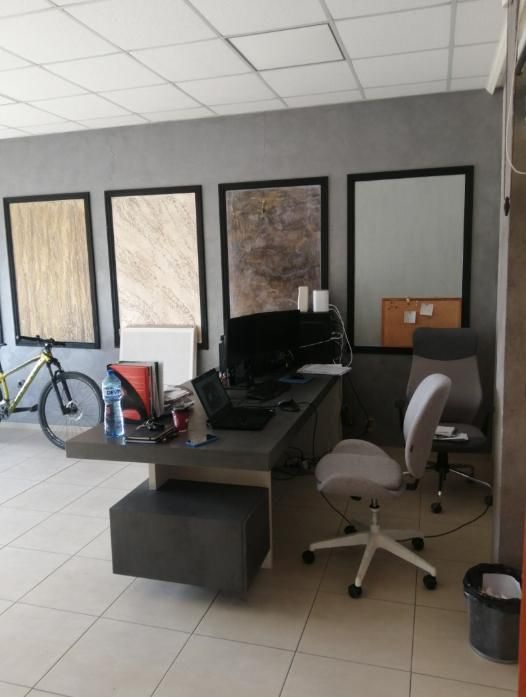 Дава се под наем Магазин в Пловдив, Тракия - 55 кв.м за 430 € - Снимка #1