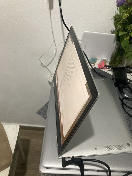 Laptop HP x360 1030g2 tableta