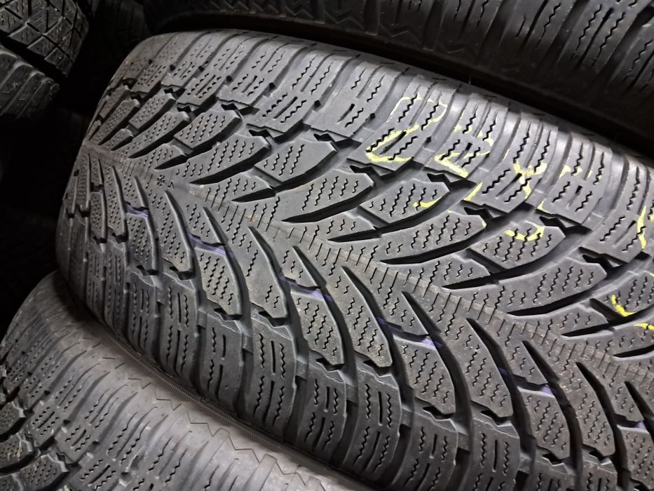 Anvelope second iarna 235 55 R19 Nokian