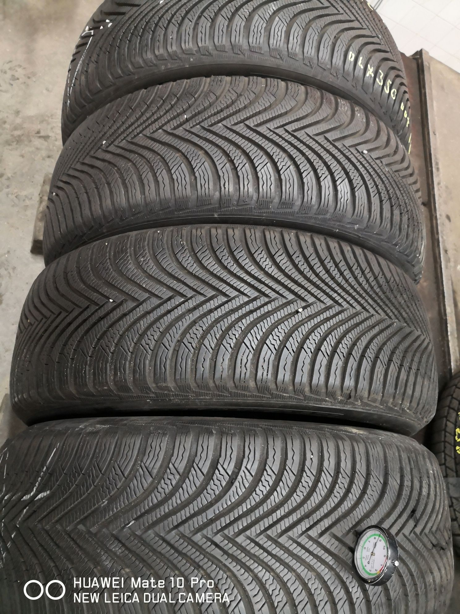 225 55 17 цола гуми като нови Michelin