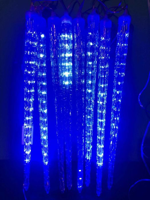 Коледни външни лампички с функция разтопяваща  светлина ледени висулки