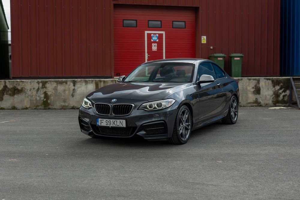 BMW M235i 2014 manual