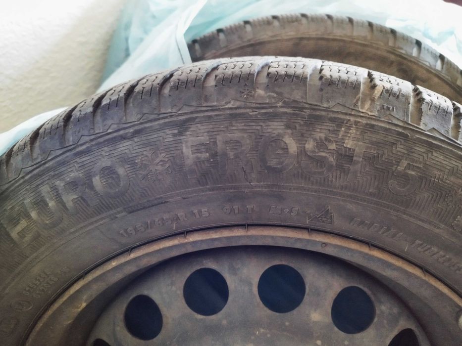 Cauciucuri/ Anvelope de iarna Gislaved Euro Frost 5 195/65 R15 + jante