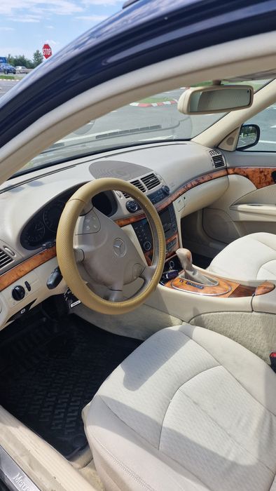Vand / Schimb Mercedes E220 break 2005 automat