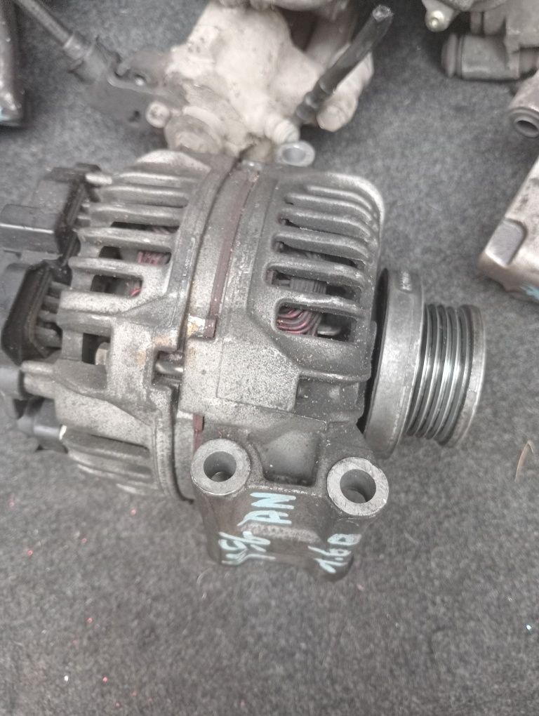 Alternator Renault  Clio kangoo 1.4 1.6 benzina