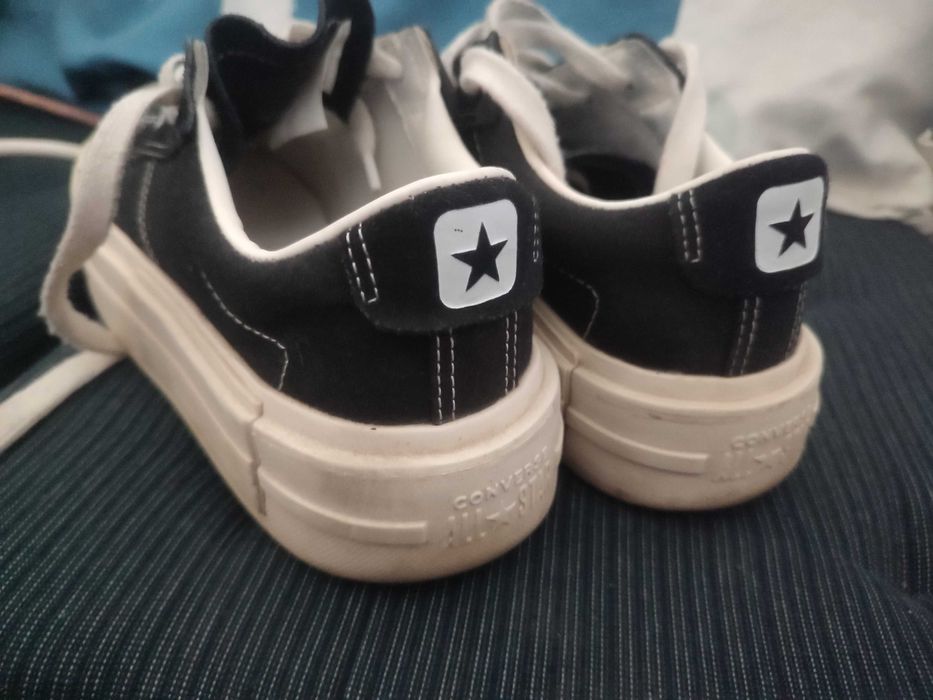 Vand tenesi converse