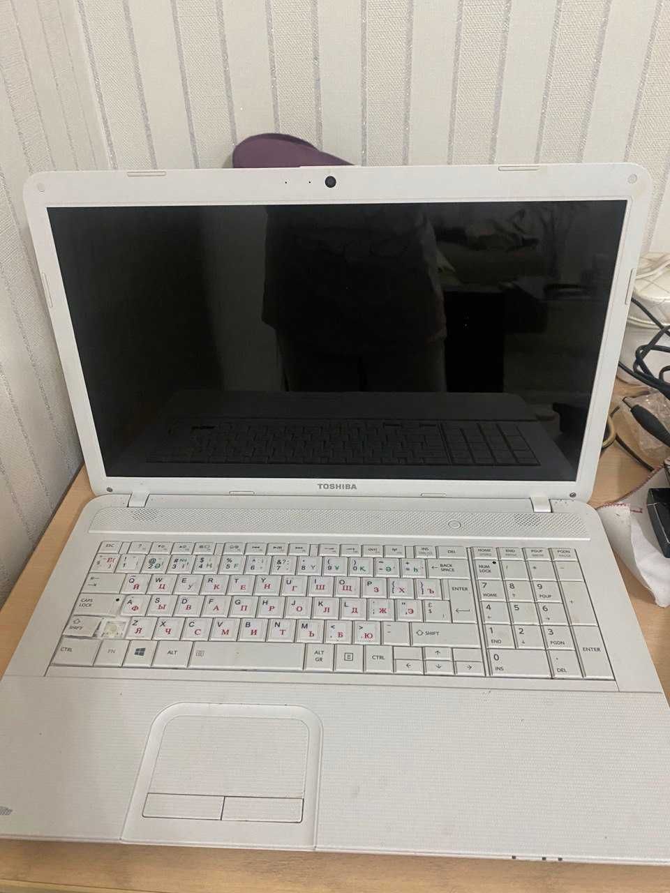 ноутбук    TOSHIBA Windows 10