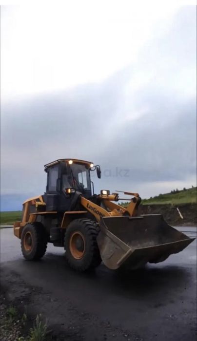 Услиги погрузчика  24/7