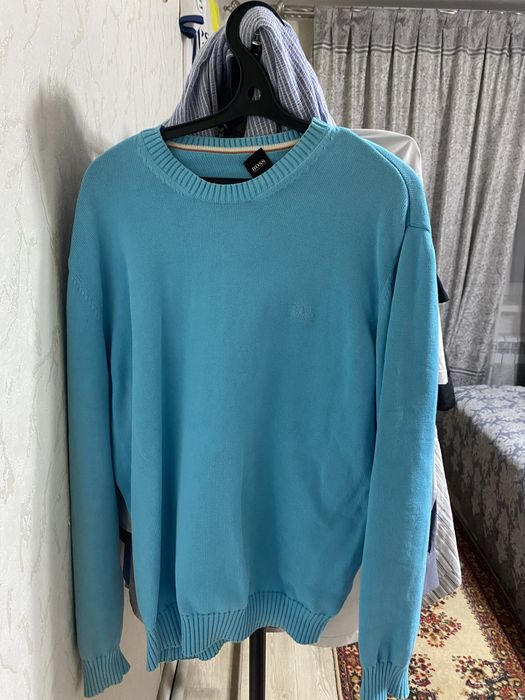 кофта из фирмы BOSS