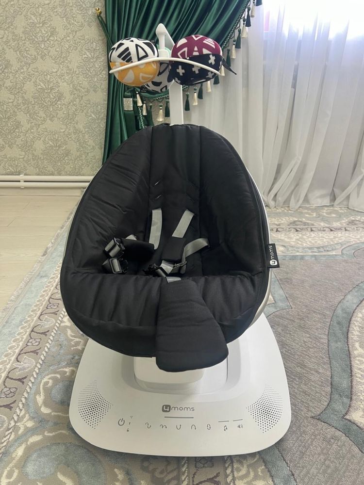 Продаю новую детскую качалку 4Moms MamaRoo 5.0