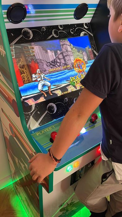 Cabinet Arcade (peste 10.000 jocuri) cu mecanism monede