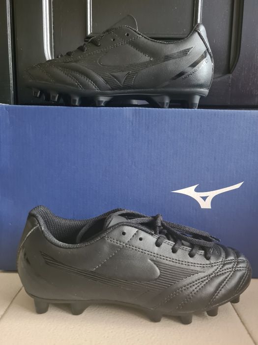 Бутонки MIZUNO номер 33