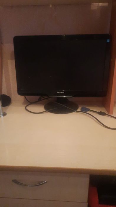 Продам монитор philips