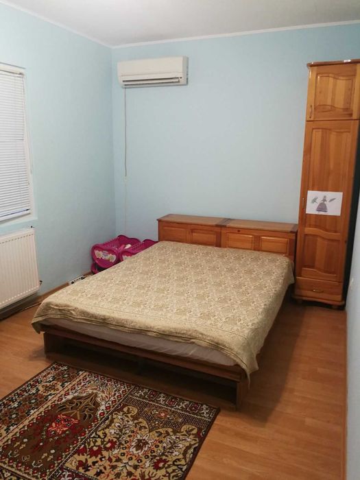 Продава се Тристаен апартамент в Пловдив, Изгрев - 93 кв.м за 861 €/кв.м - Снимка #2