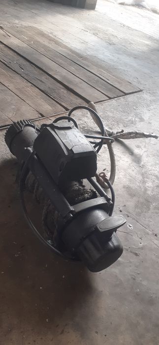 Troliu electric 6 tone 12 volti