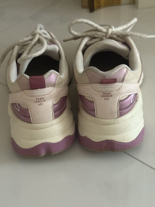 Спортни обувки Zara