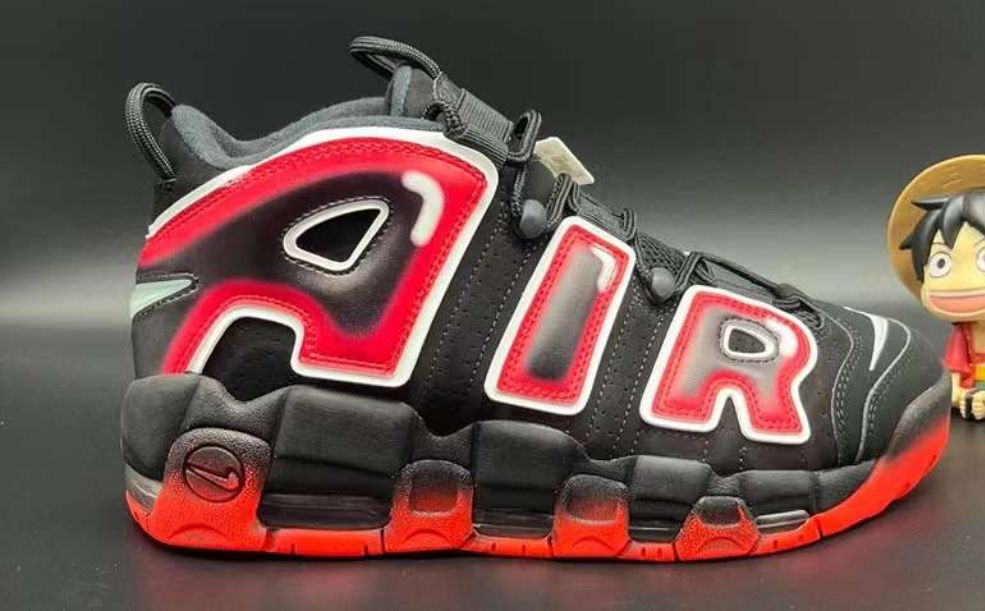 Оригинални мъжки маратонки Nike Air Uptempo black/red