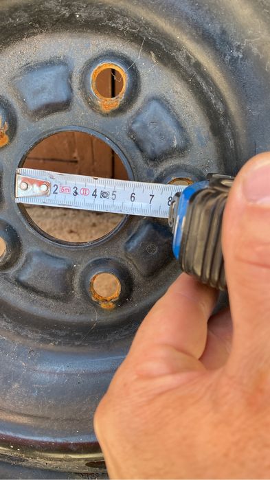 Jante roti cauciucuri 215/70/16 100T de iarna Rav 4 pe 16 de tabla