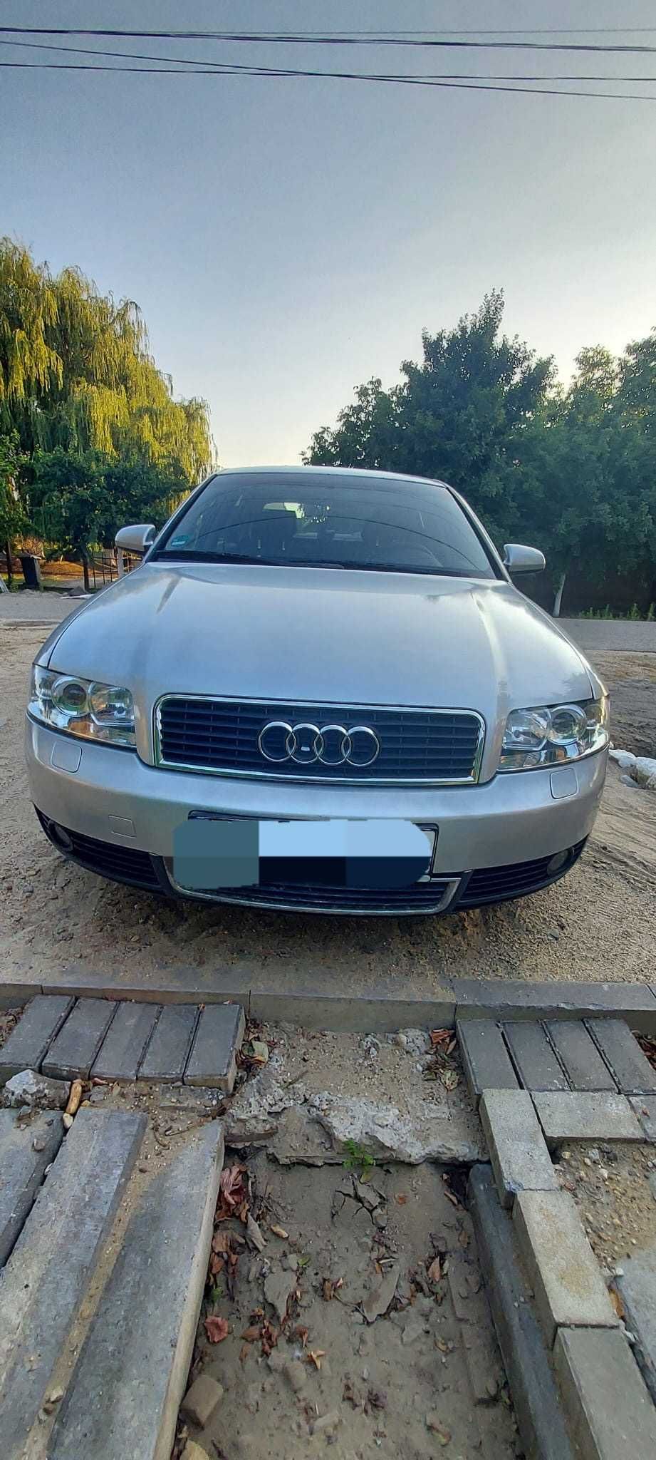 Vând autoturism marca AUDI A4 - 1.8 TURBO