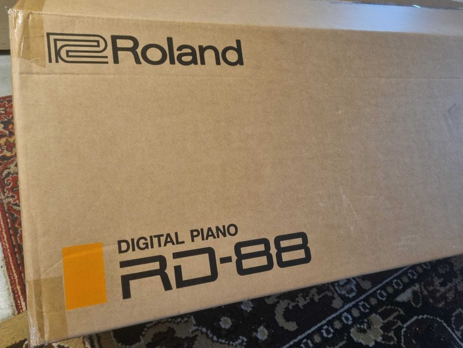 Roland RD 88  pian clape grele