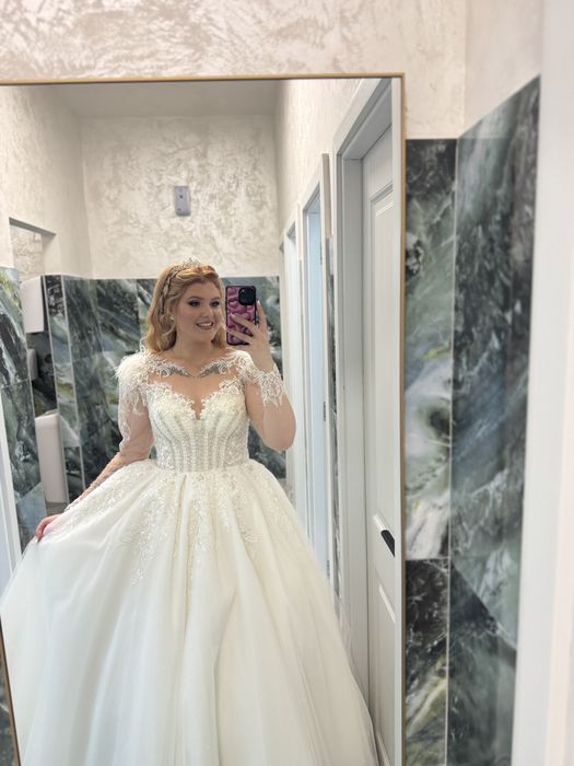 Vand rochid de mireasa