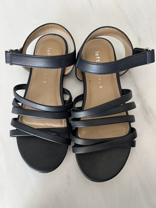 Lot Papuci  nr 29/28