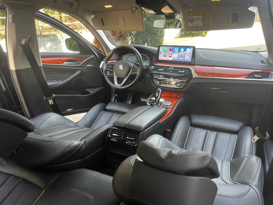 BMW Seria 5 530E / 98.000Km / 292cp / FACELIFT 2022 / Faruri LASER
