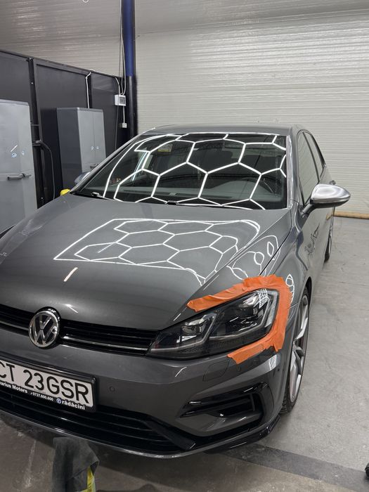 VW Golf 7.5 R 310Cp