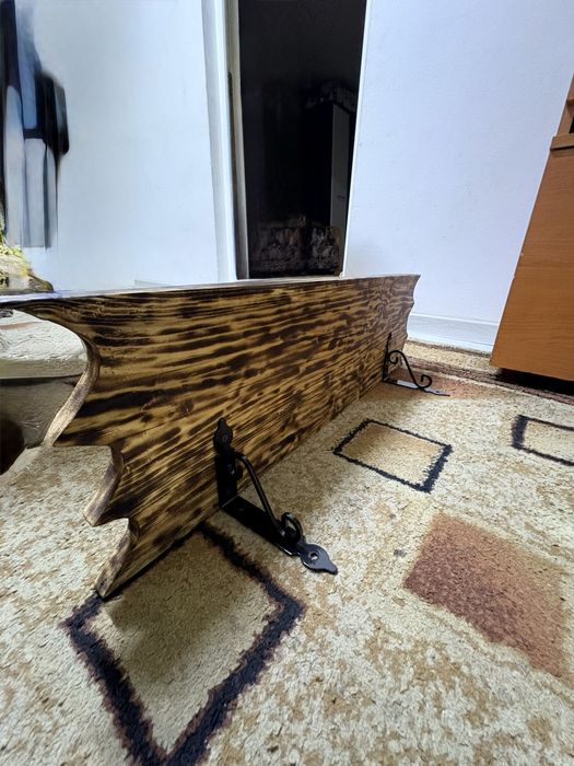 Vând Etajeră rustică facută manual