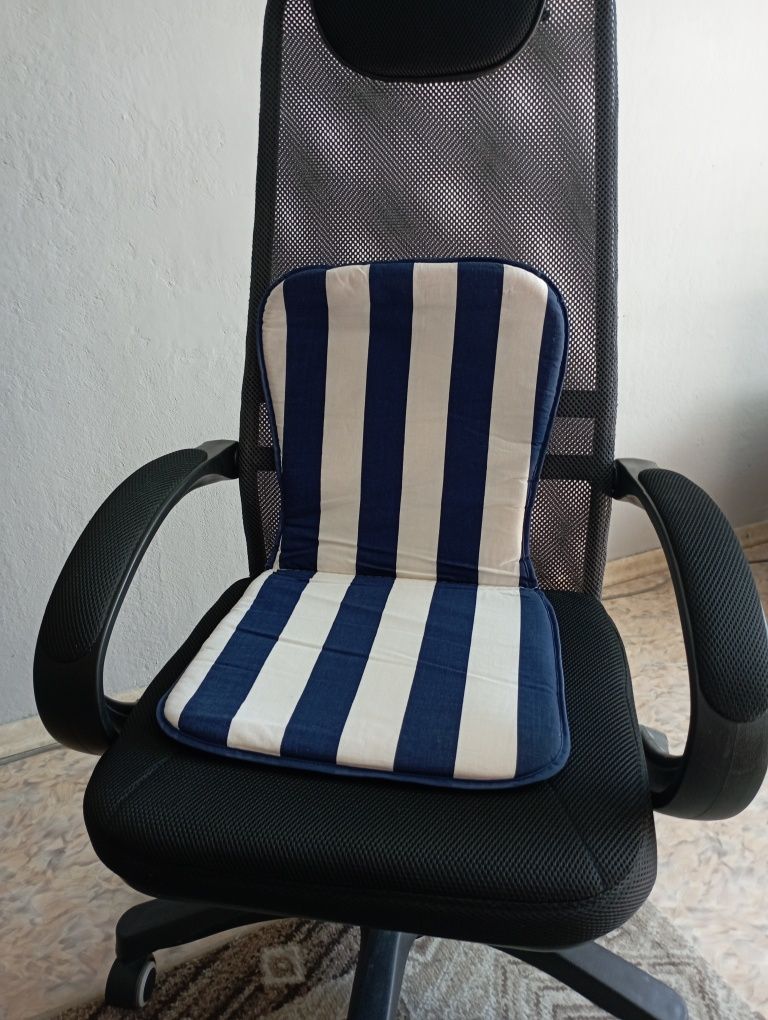 Сидушки на кресла и стулья
