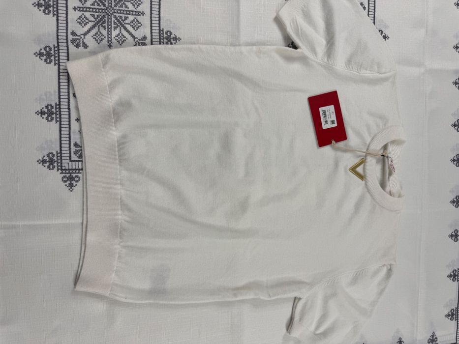 Valentino-Чисто нова оригинална дамска тениска Л размер